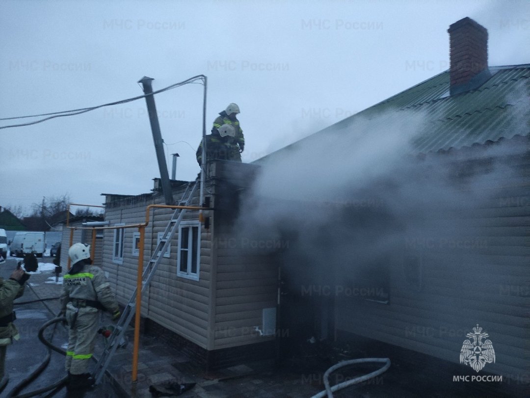 Пожар в частном доме в г. Миллерово