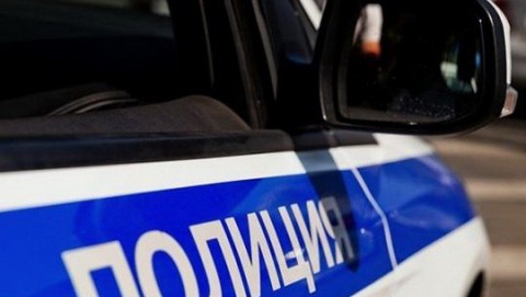 В Ростовской области участковый-уполномоченный полиции, рискуя жизнью, пресек противоправное поведение гражданина