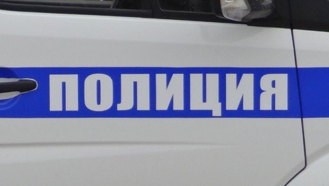В Миллеровском районе полицейские раскрыли угон автомобиля